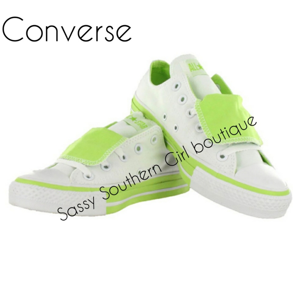 ⭐🆕Converse White neon green sneakers